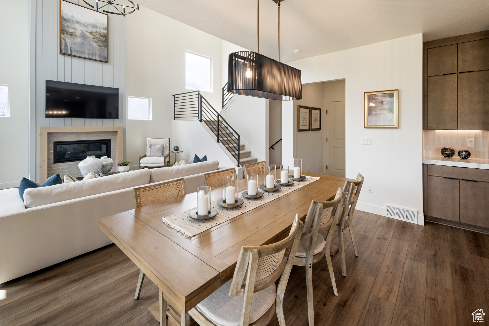 WILLOW ESTATES - Residential