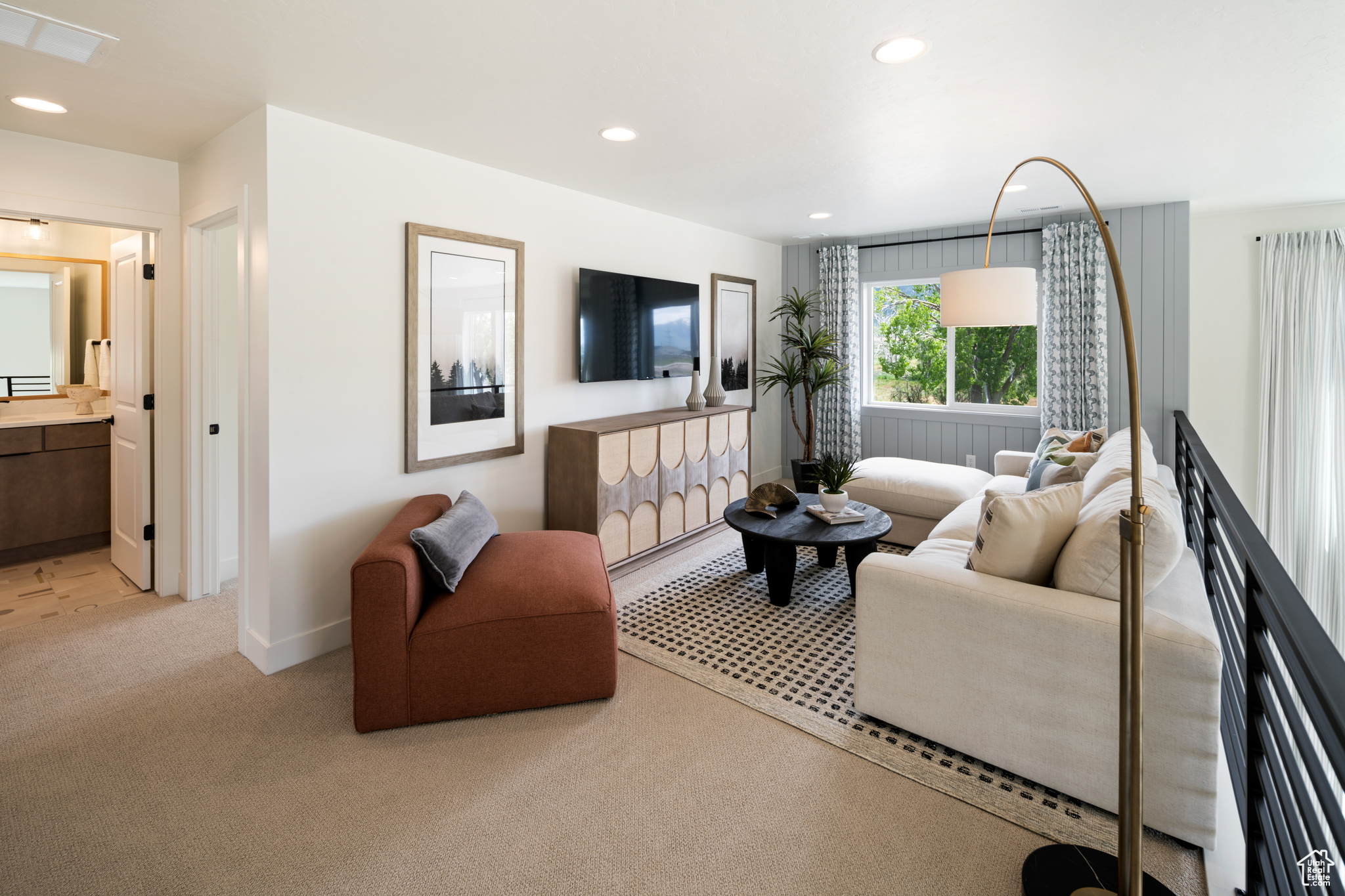 WILLOW ESTATES - Residential