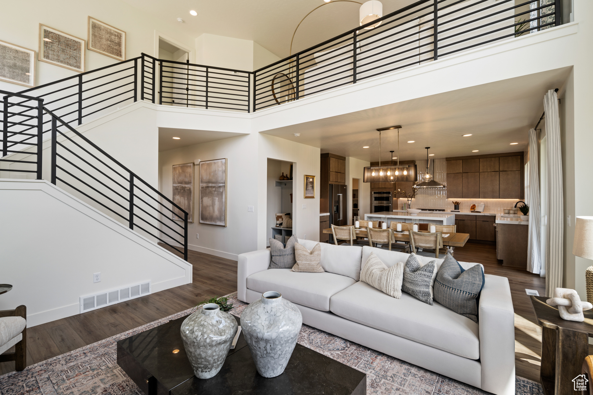 WILLOW ESTATES - Residential