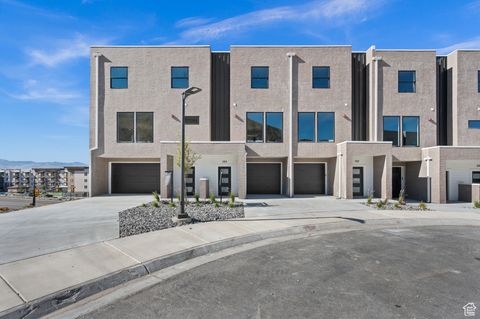 Tiny photo for 283 E ENDURANCE CIR, Draper, UT 84020 (MLS # 2117009)