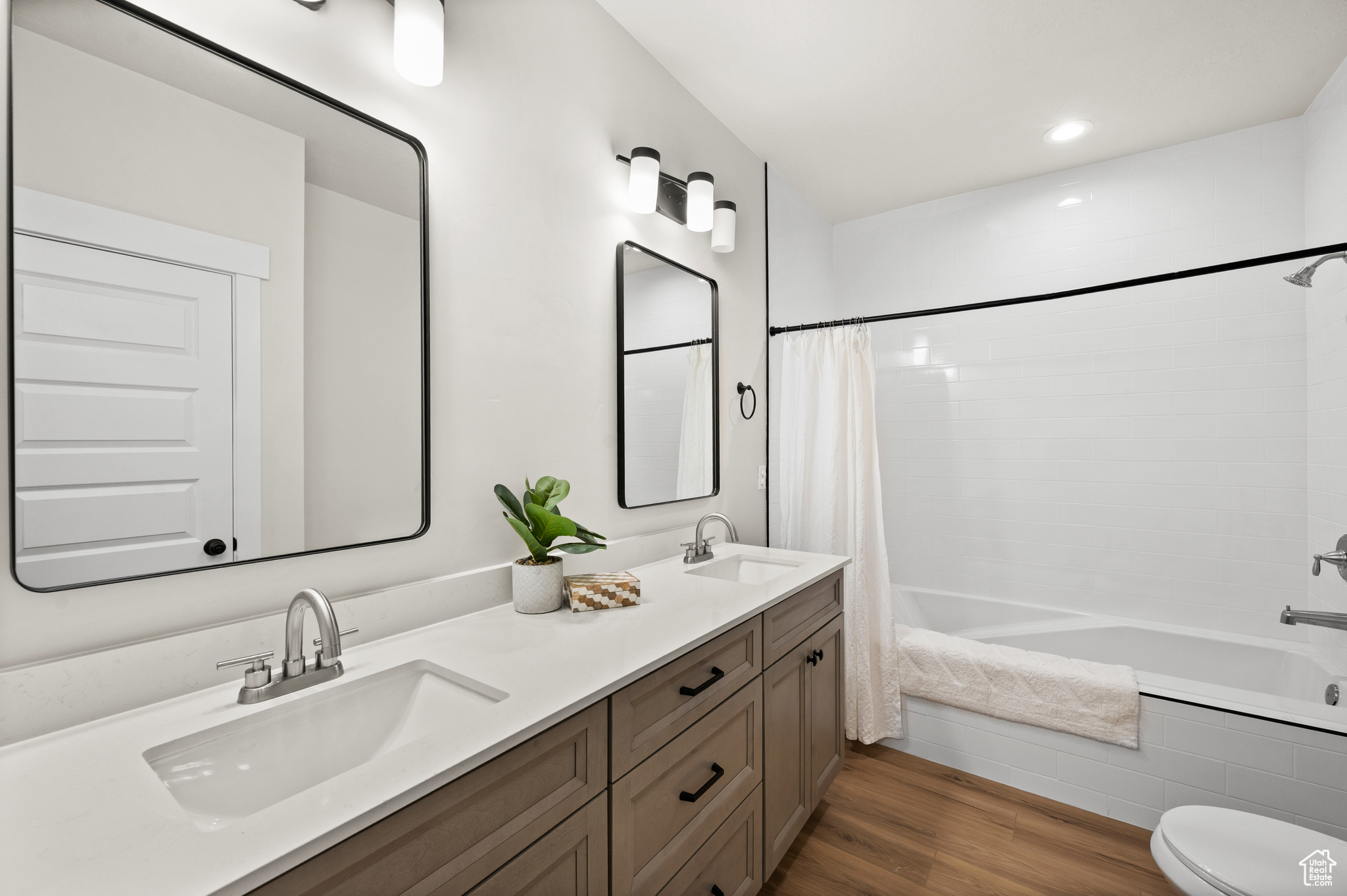 STERLING HEIGHTS - Residential