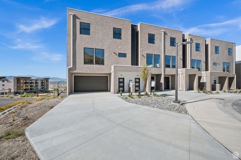 Tiny photo for 283 E ENDURANCE CIR, Draper, UT 84020 (MLS # 2117009)