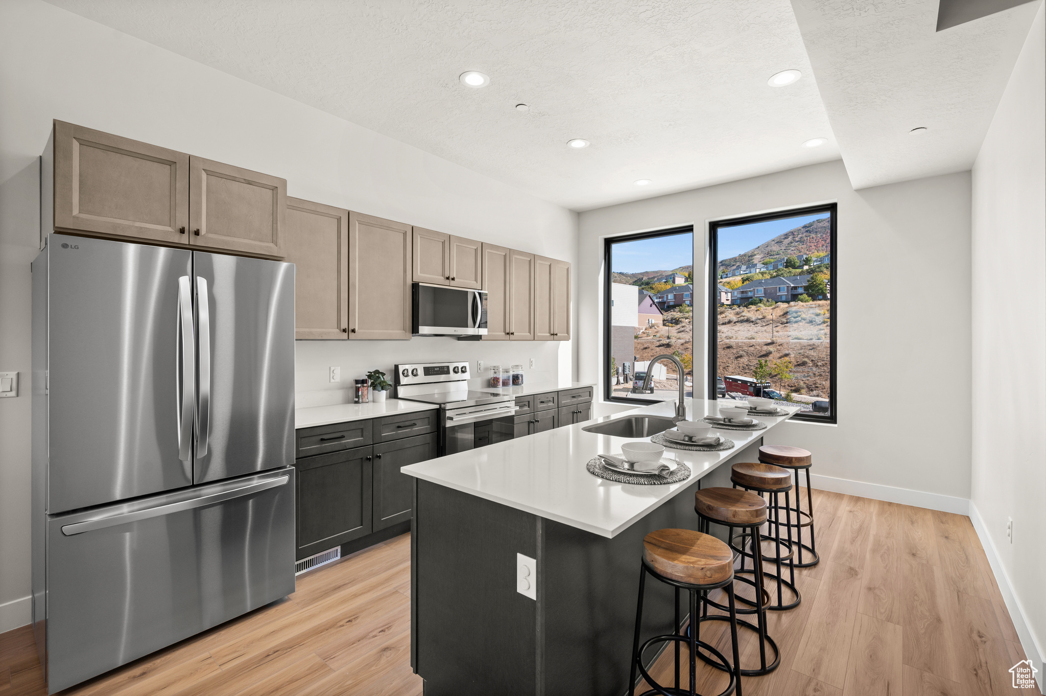 STERLING HEIGHTS - Residential