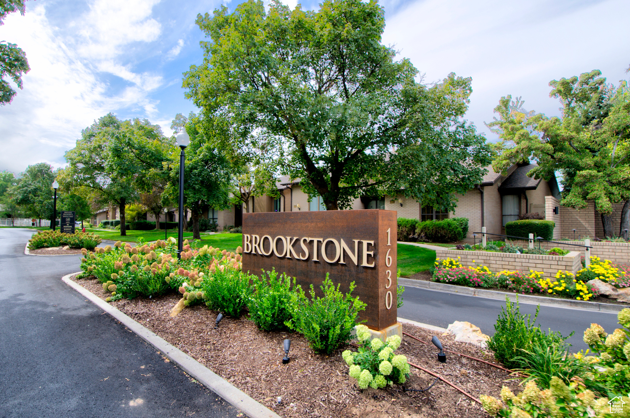 BROOKSTONE - Residential