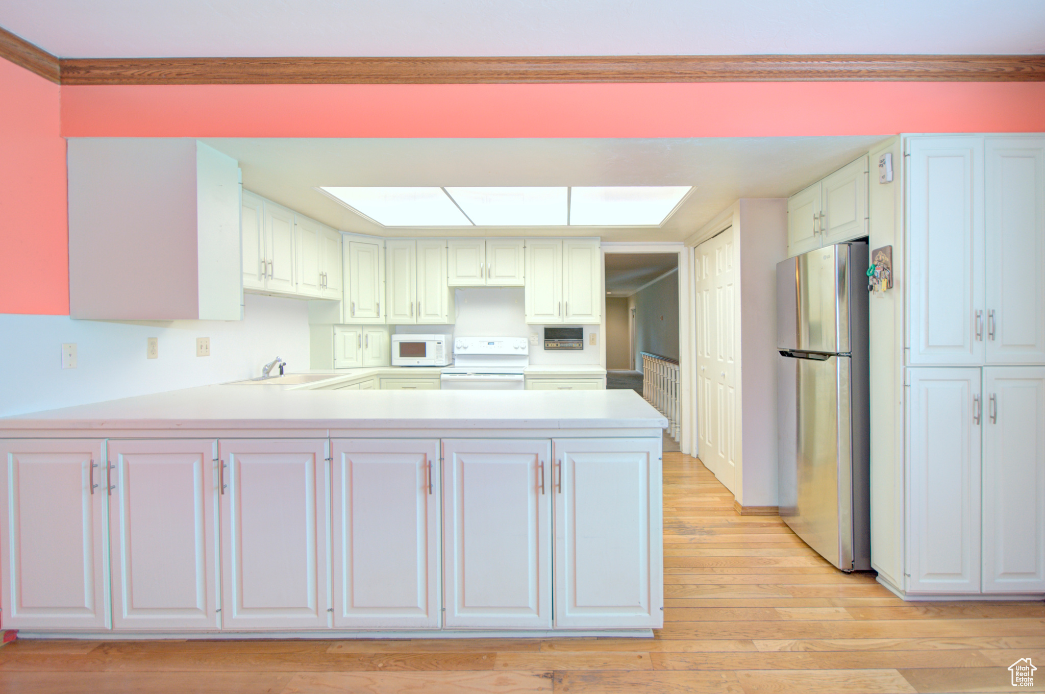 BROOKSTONE - Residential