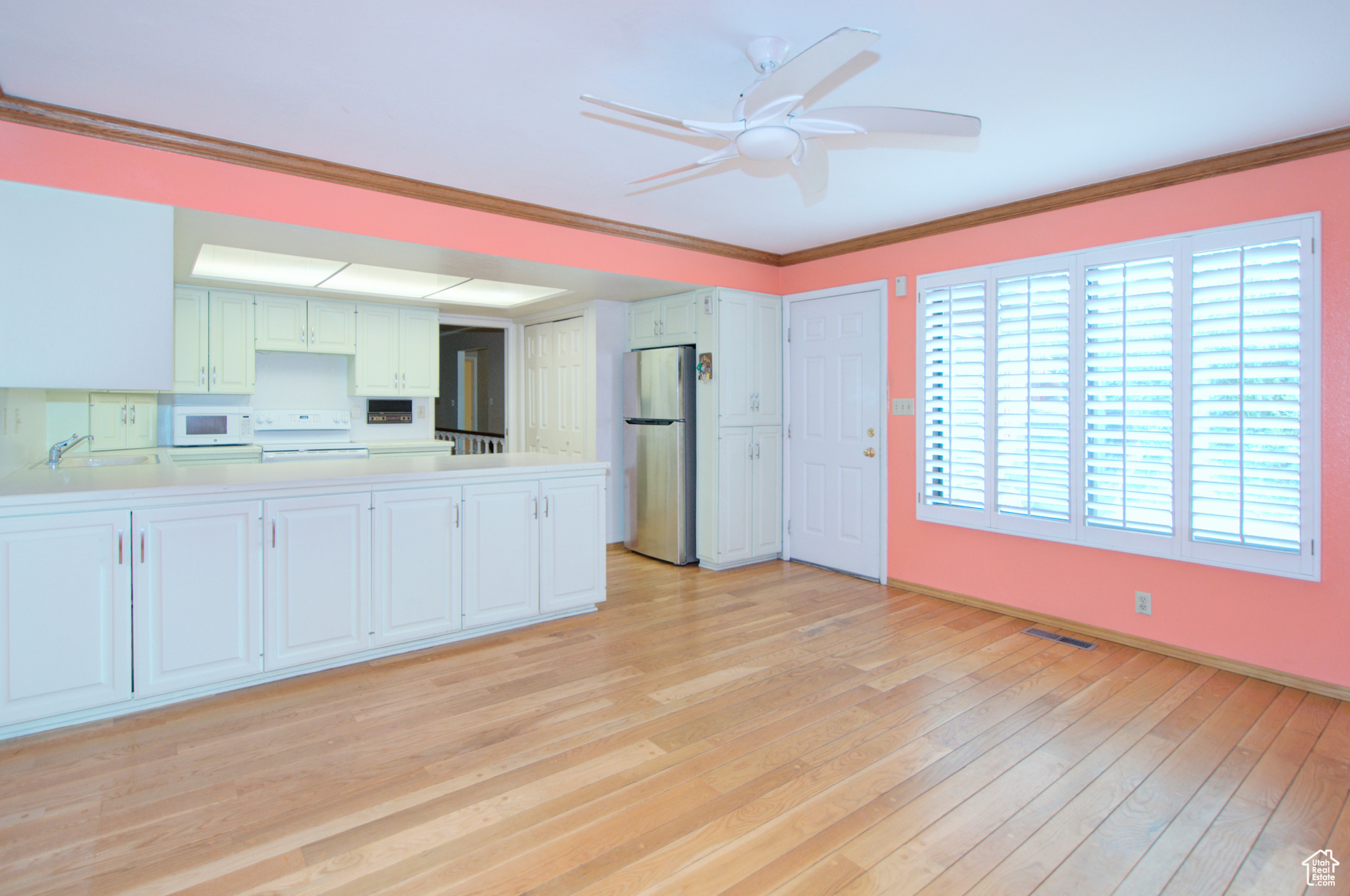 BROOKSTONE - Residential