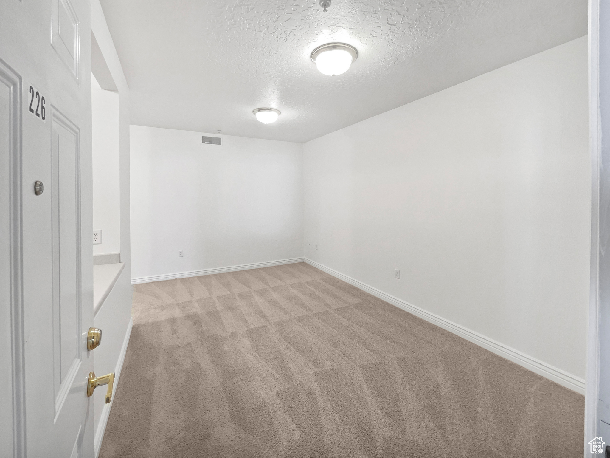 MIRA VISTA CONDO - Residential