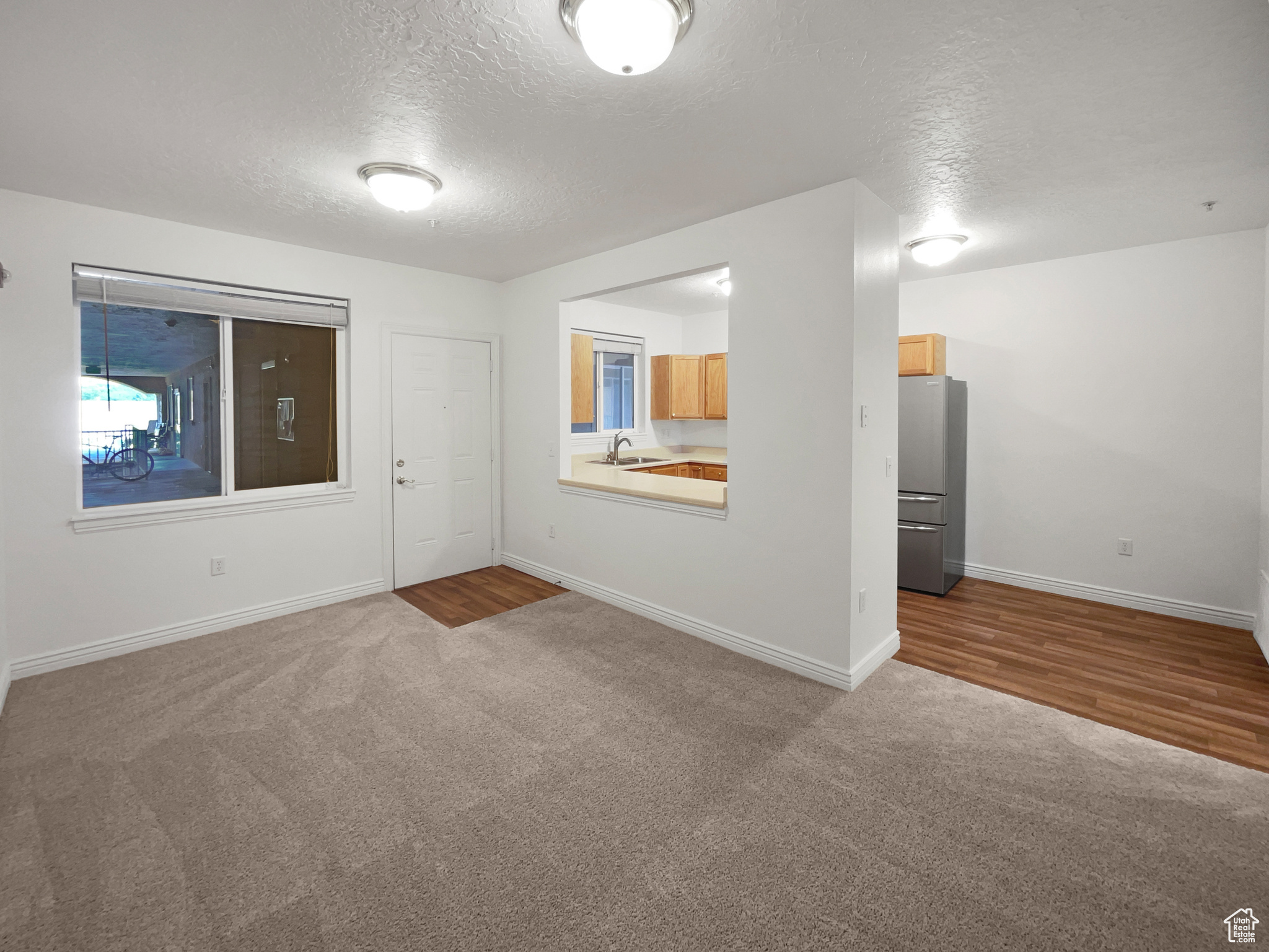 MIRA VISTA CONDO - Residential