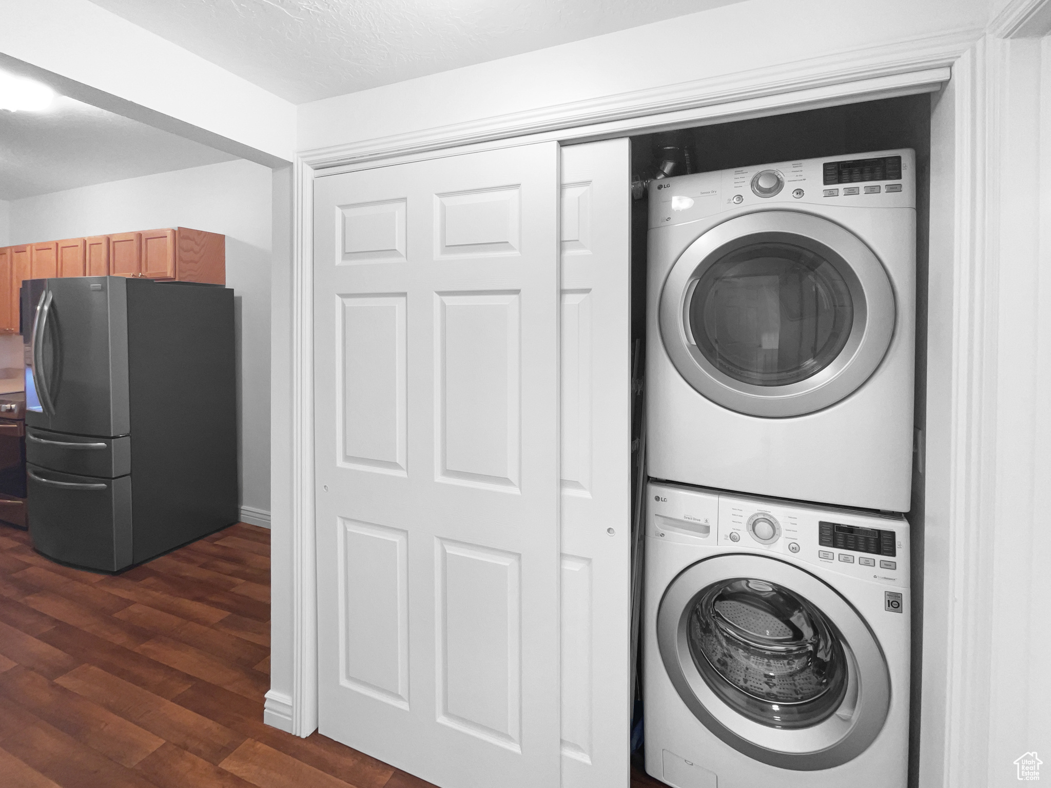 MIRA VISTA CONDO - Residential
