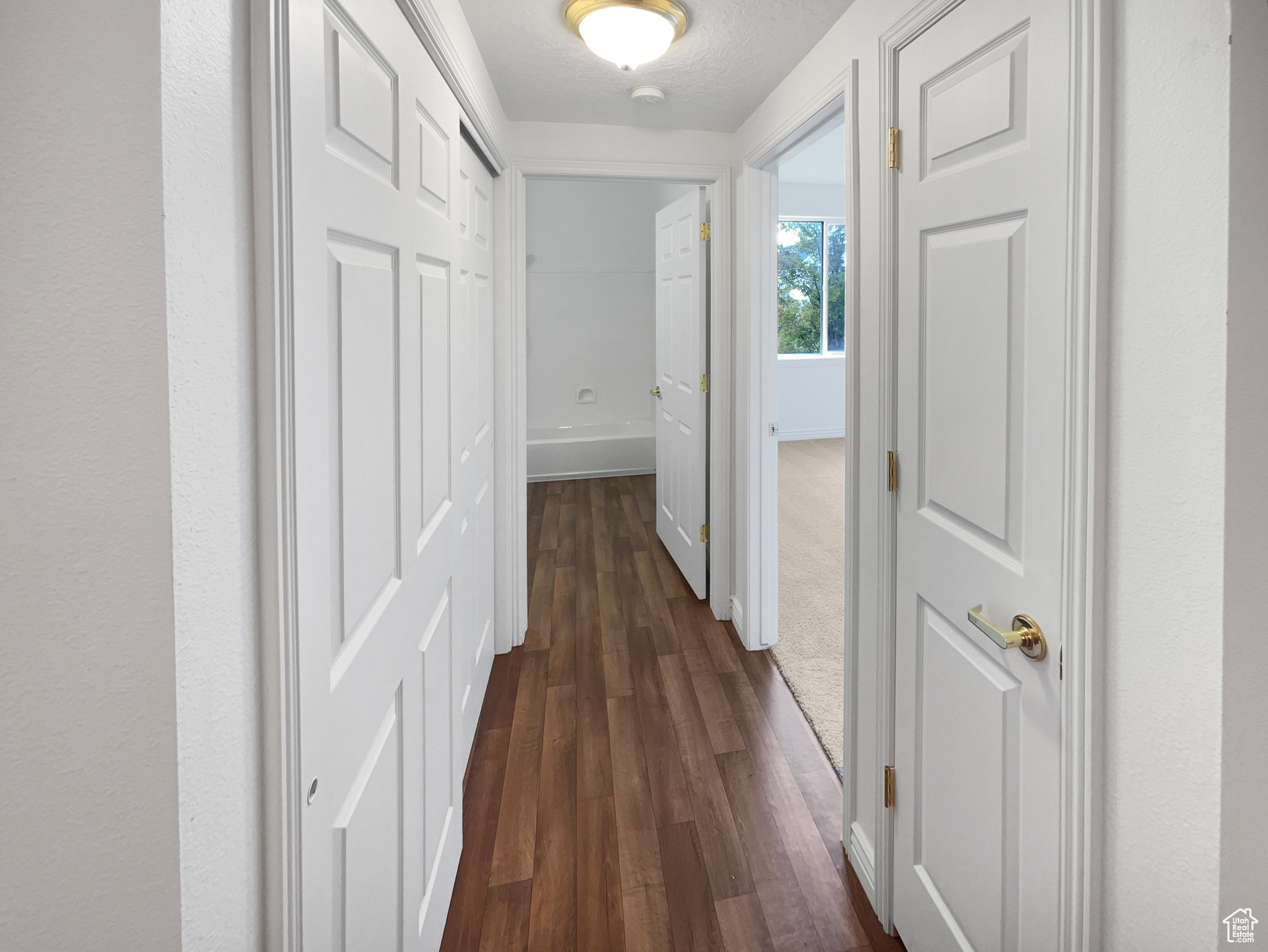 MIRA VISTA CONDO - Residential