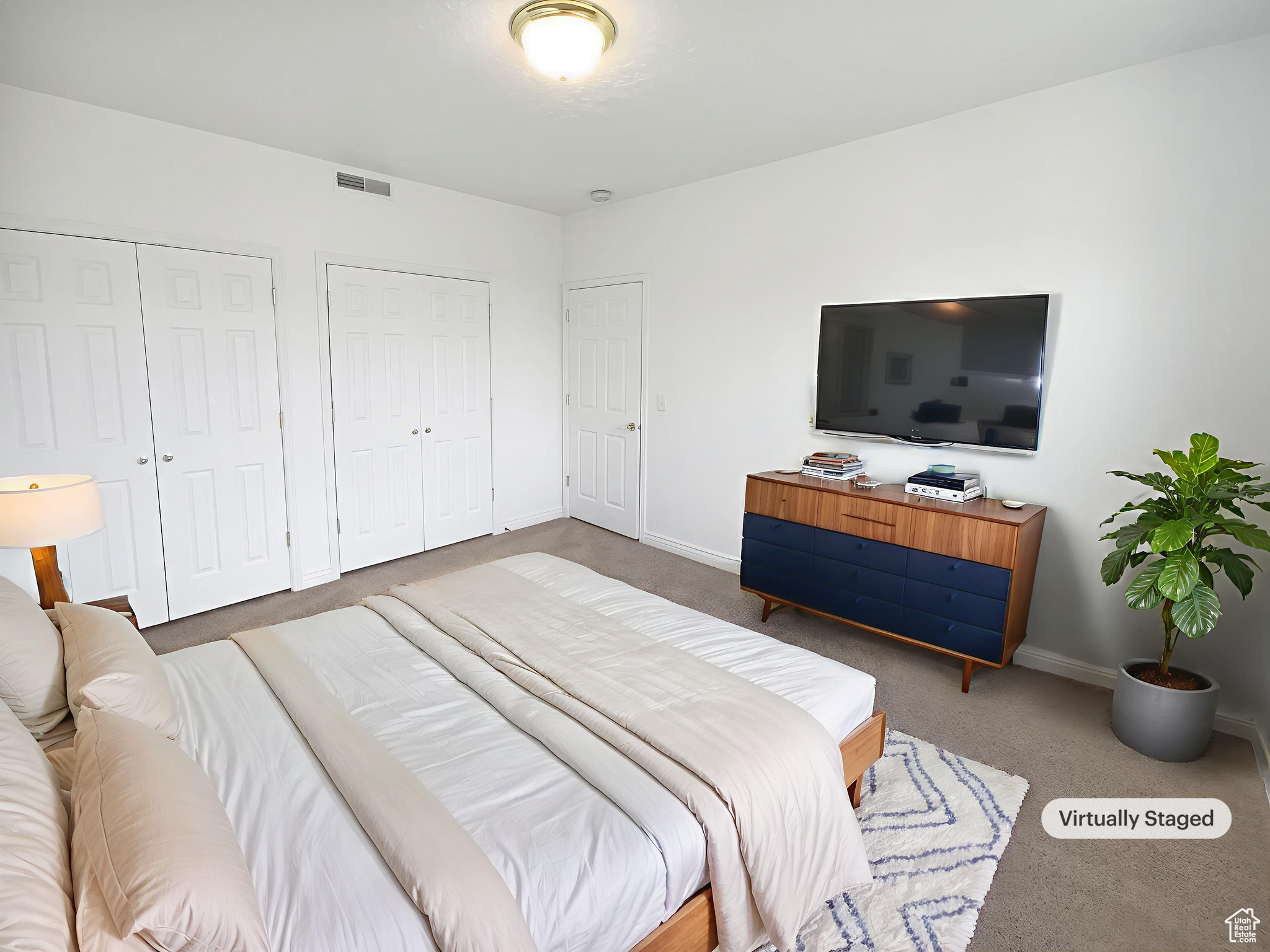 MIRA VISTA CONDO - Residential
