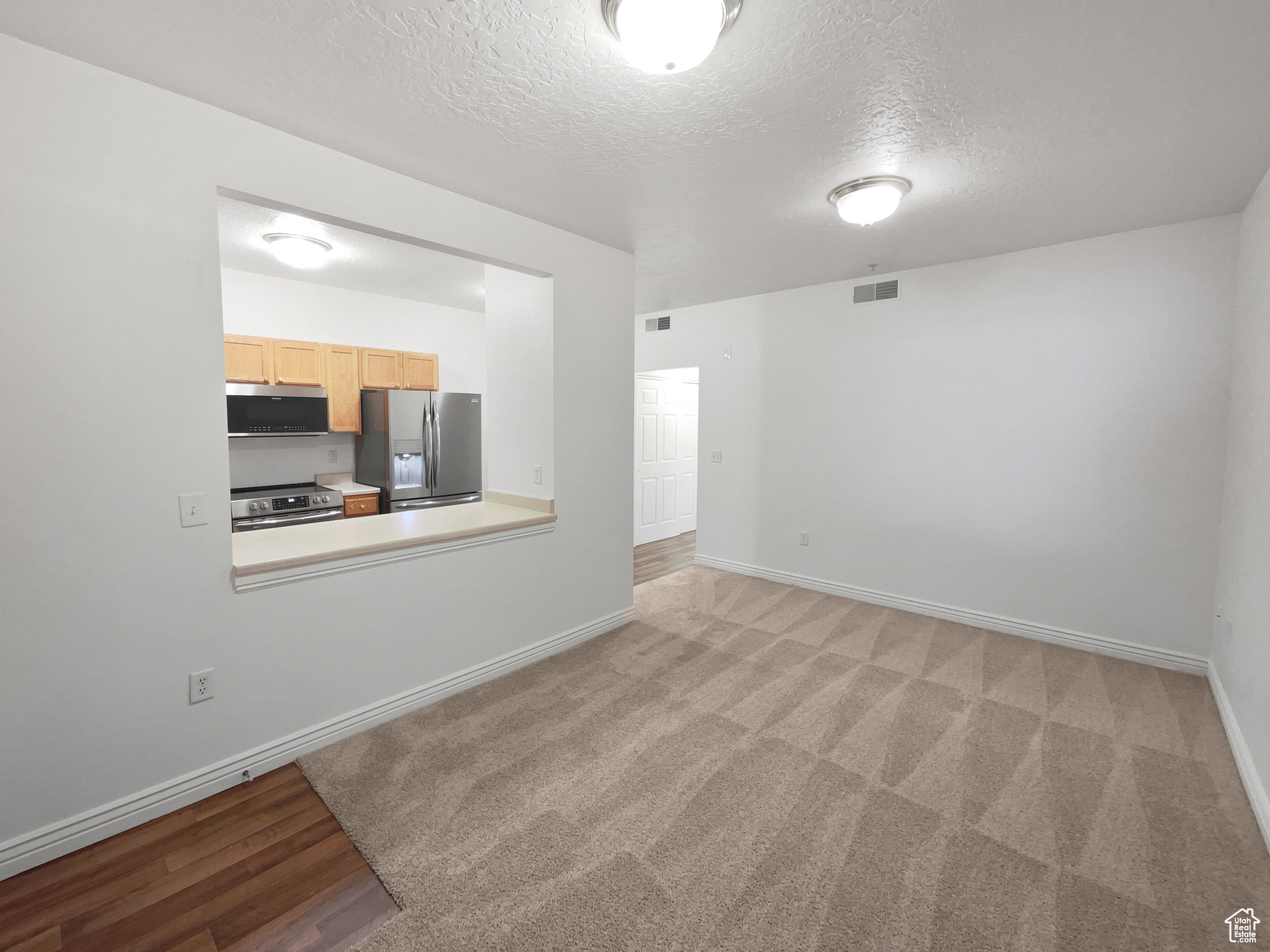 MIRA VISTA CONDO - Residential