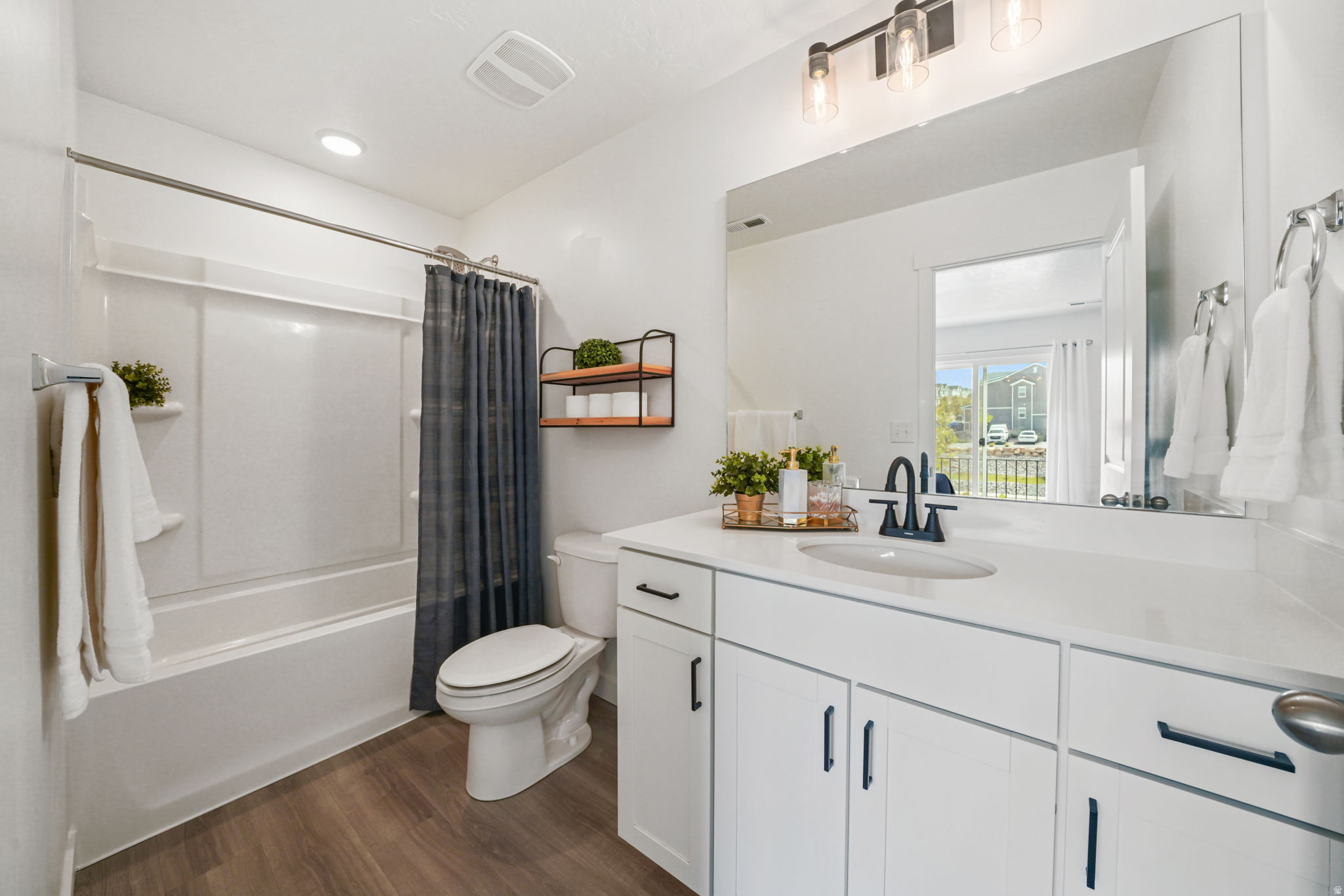 COLD SPRING RANCH - Residential