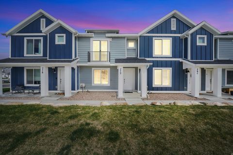 Photo of 772 N CANVASBACK DR #1226, Lehi, UT 84048 (MLS # 2151762)