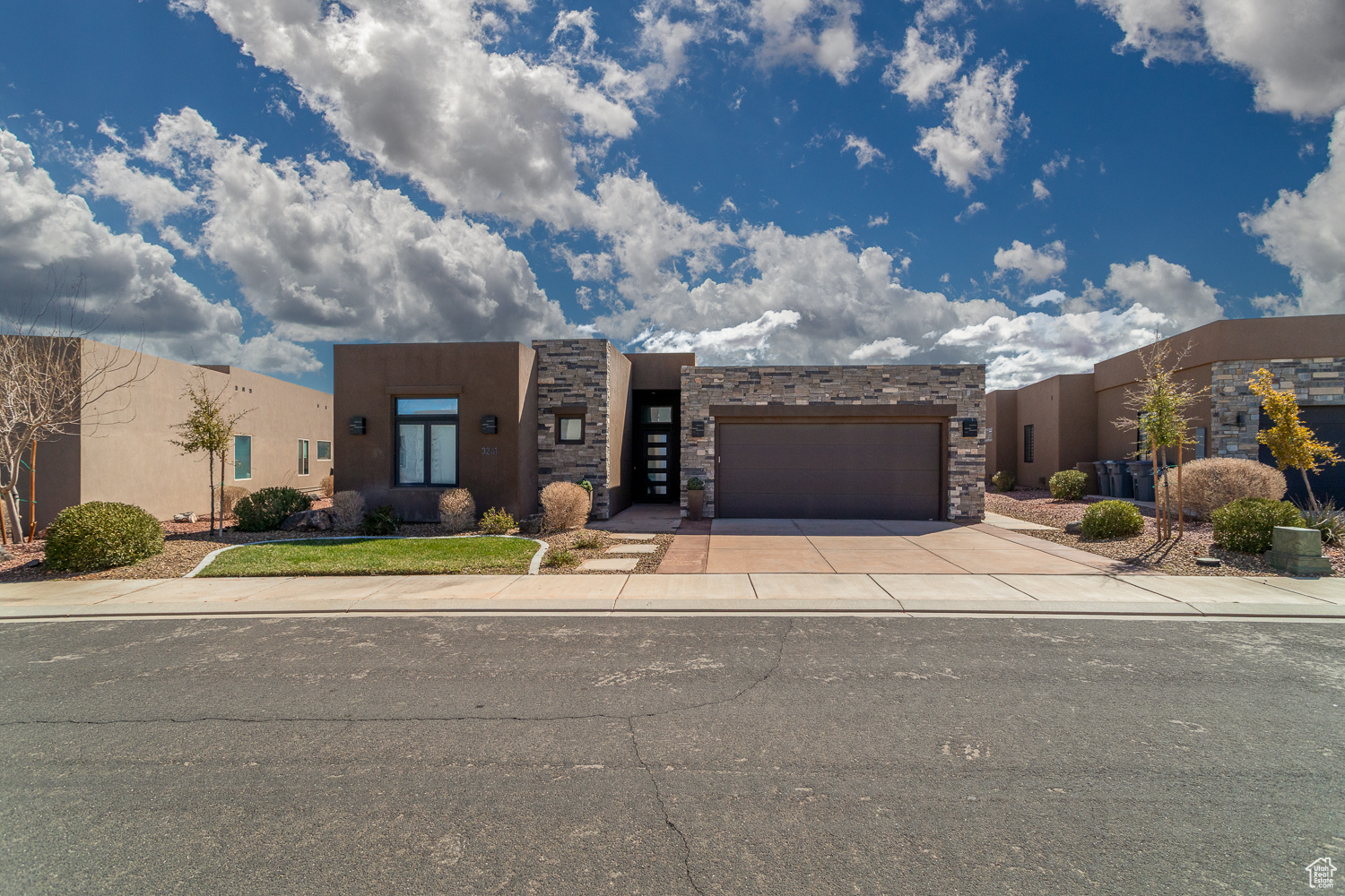 3241 S Hideaway Pl, Hurricane, Utah image 2