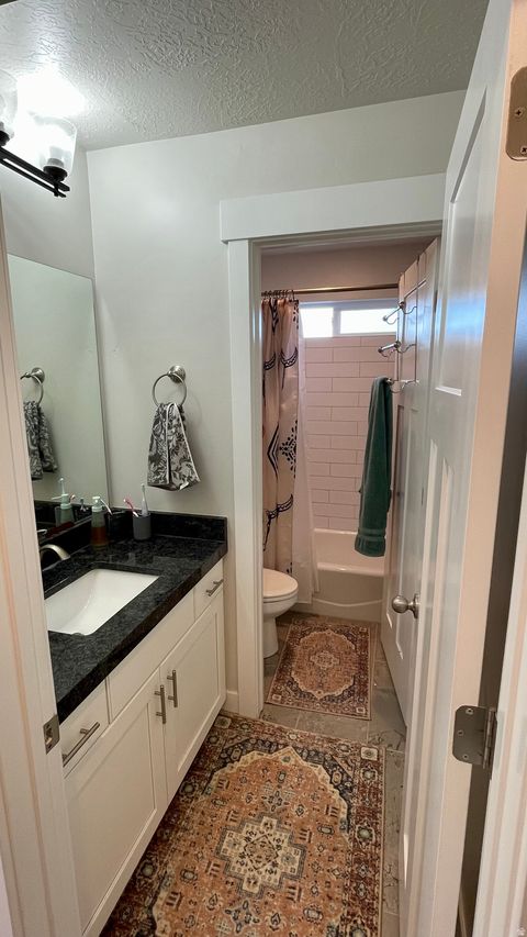 Tiny photo for 582 E PETERSEN PKWY, South Weber, UT 84405 (MLS # 2147899)