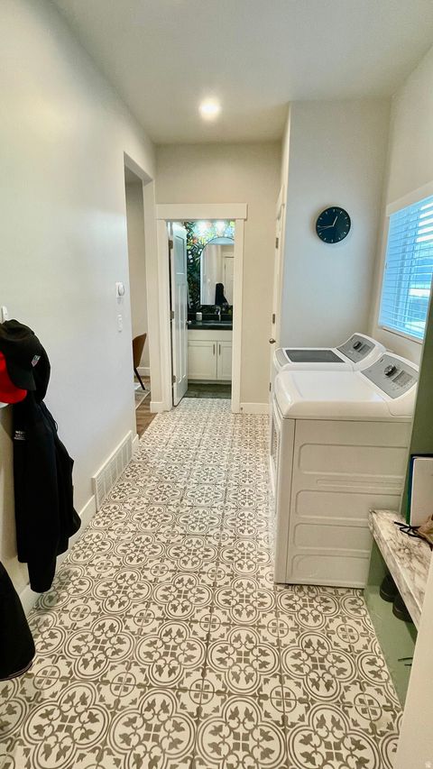 Tiny photo for 582 E PETERSEN PKWY, South Weber, UT 84405 (MLS # 2147899)