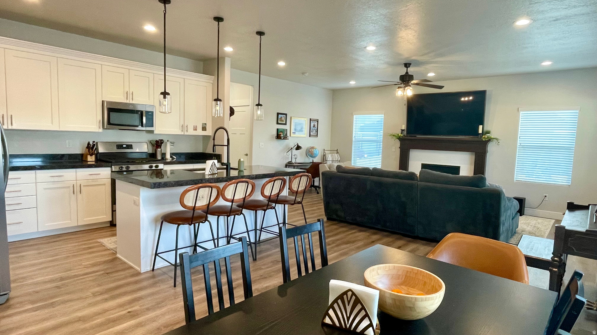 CANYON MEADOWS PUD - Residential