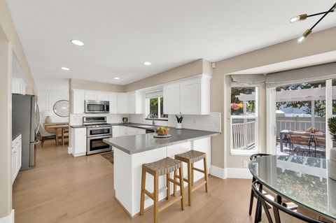 Tiny photo for 252 E CRANBERRY HILL DR, Draper, UT 84020 (MLS # 2155608)