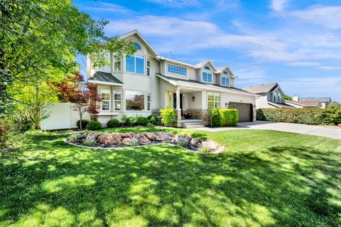 Tiny photo for 252 E CRANBERRY HILL DR, Draper, UT 84020 (MLS # 2155608)