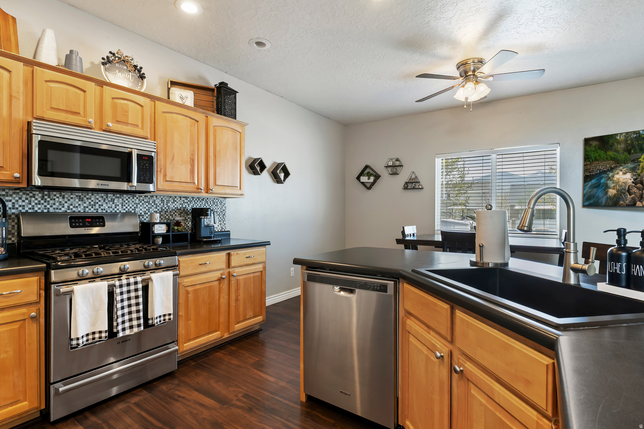 THE MAPLES - Residential