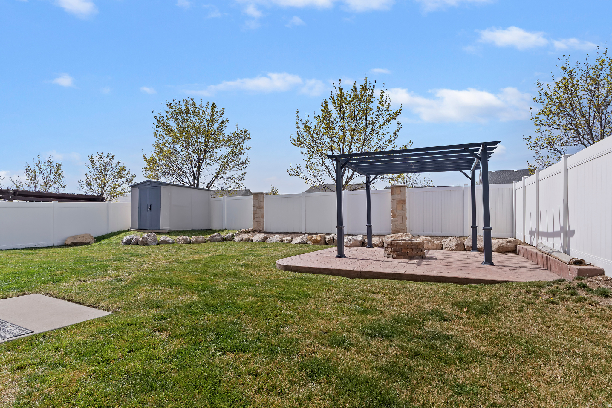 THE MAPLES - Residential