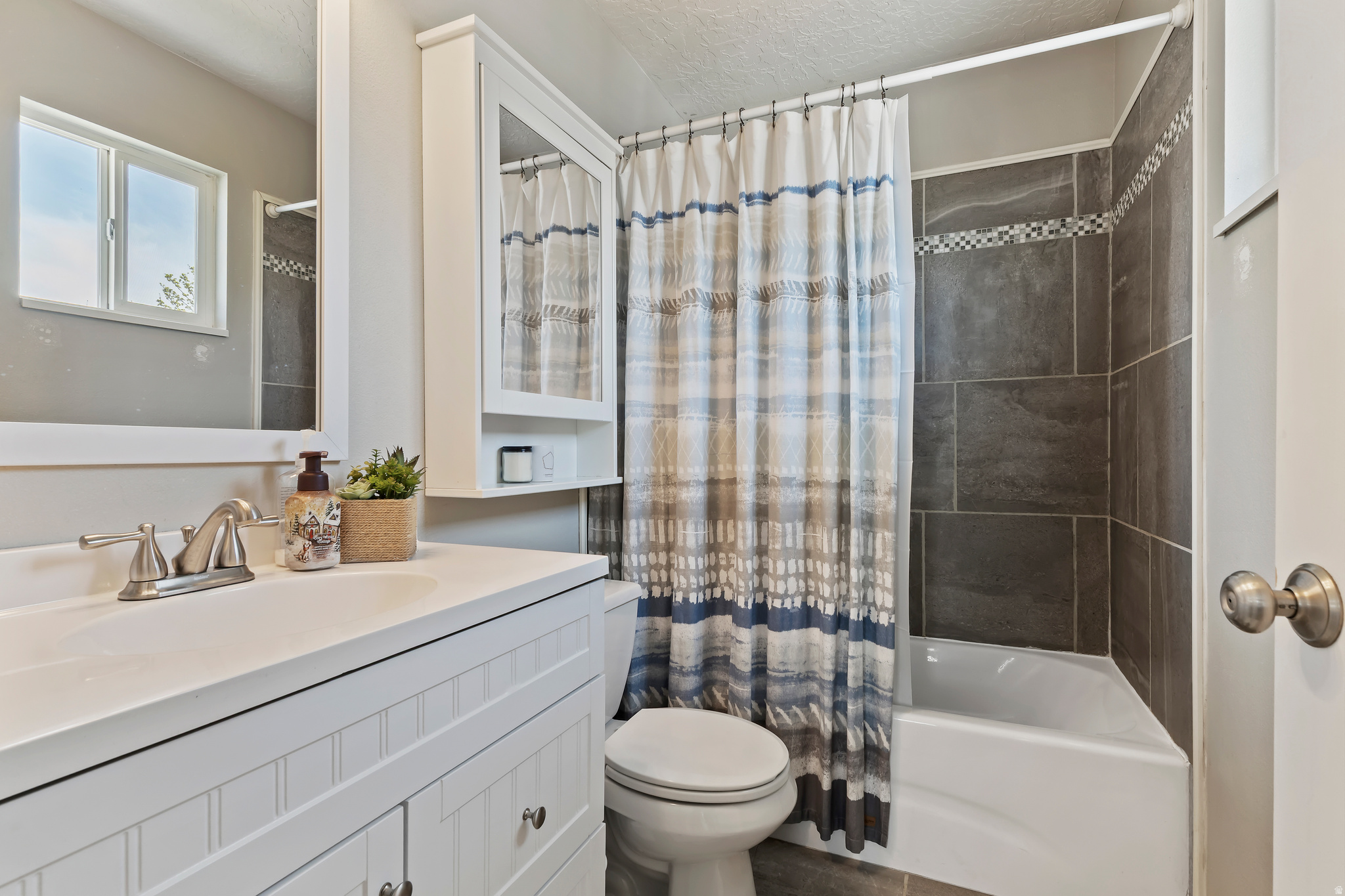 THE MAPLES - Residential