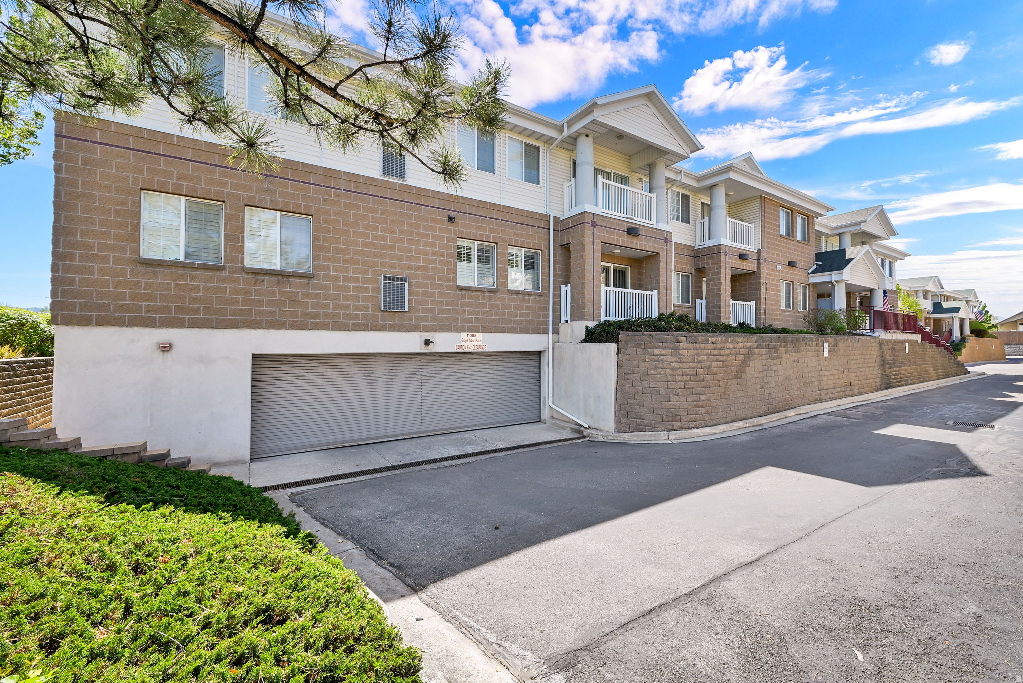 CRESCENT HEIGHTS CON - Residential