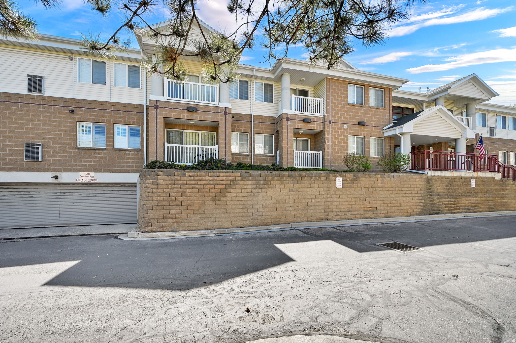 CRESCENT HEIGHTS CON - Residential