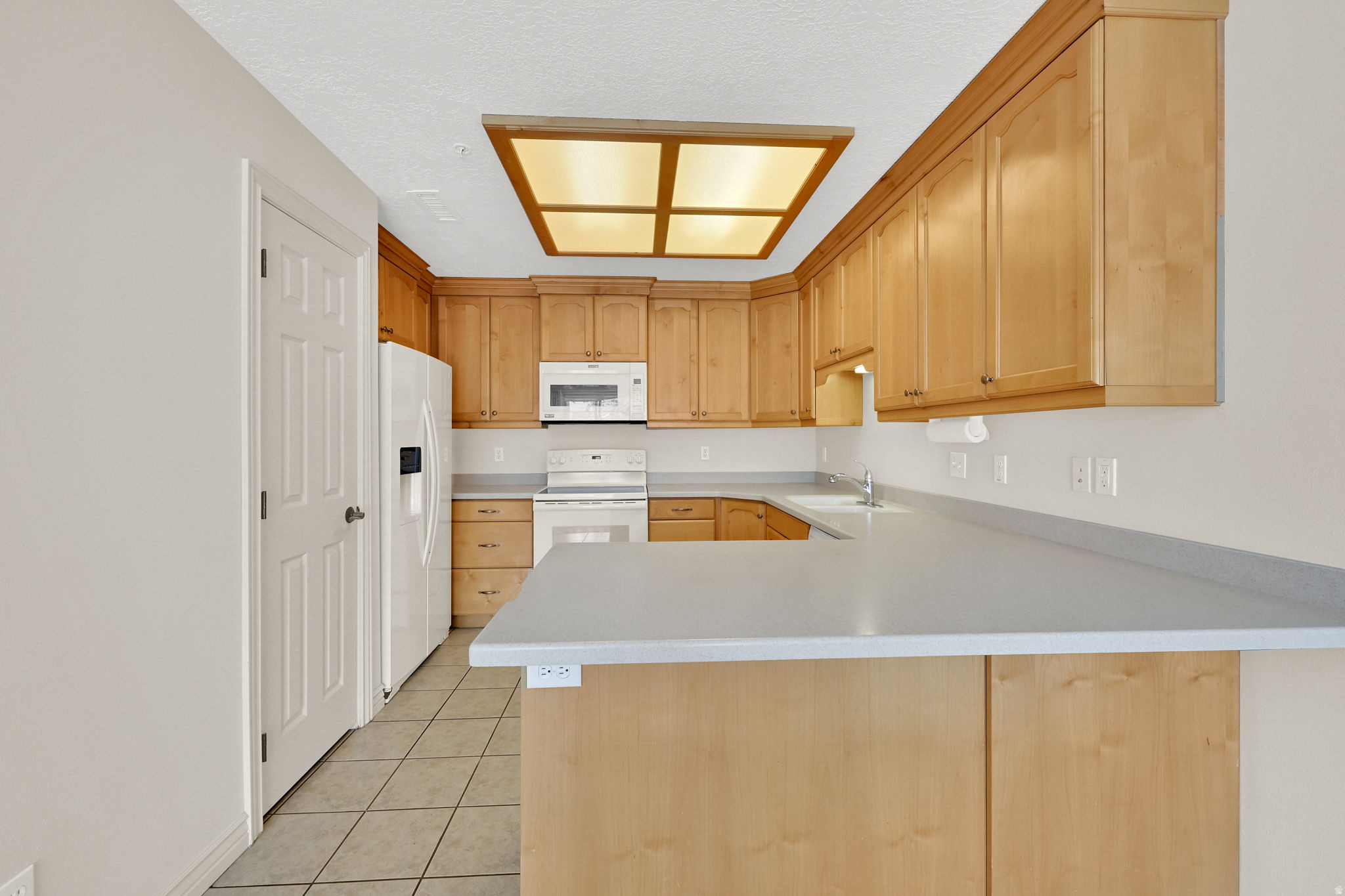 CRESCENT HEIGHTS CON - Residential