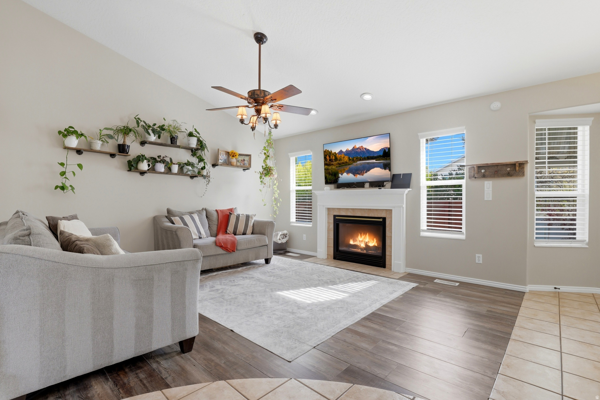 WOOD CREEK - Residential