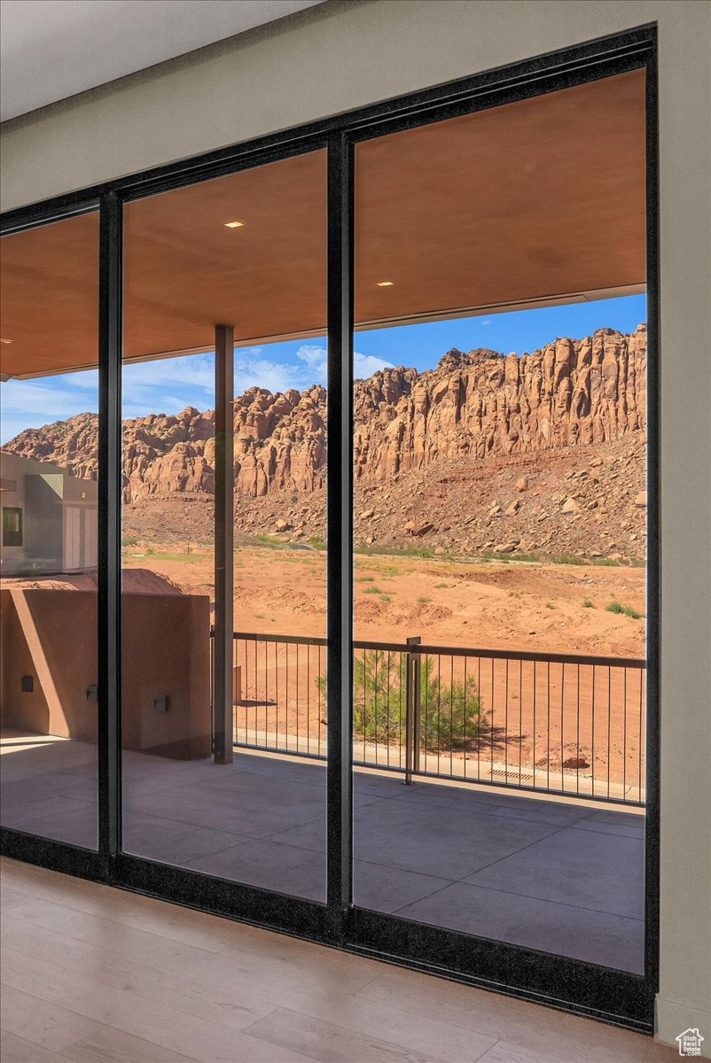 SENTIERRE PADRE CANYON PH 1B - Residential