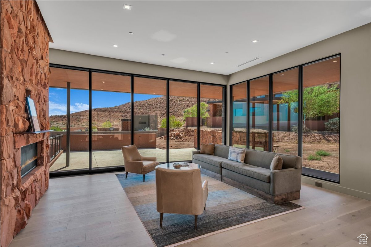 SENTIERRE PADRE CANYON PH 1B - Residential