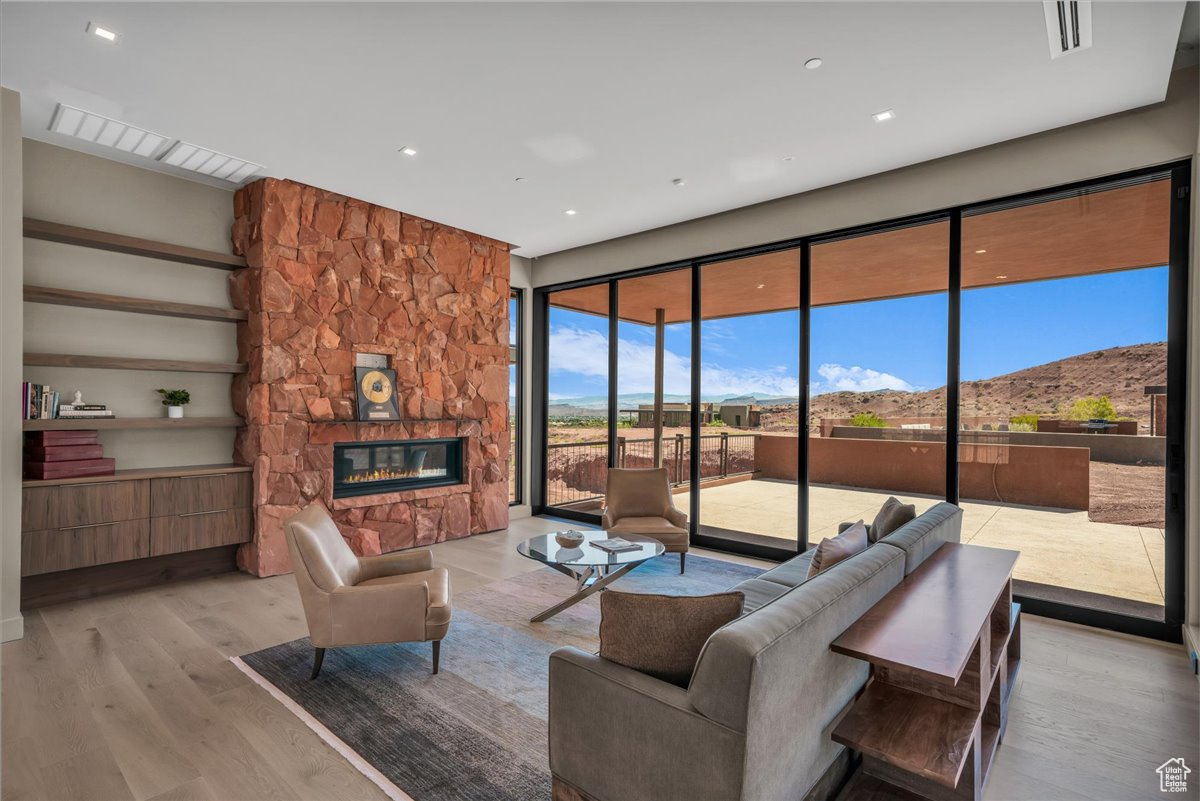 SENTIERRE PADRE CANYON PH 1B - Residential