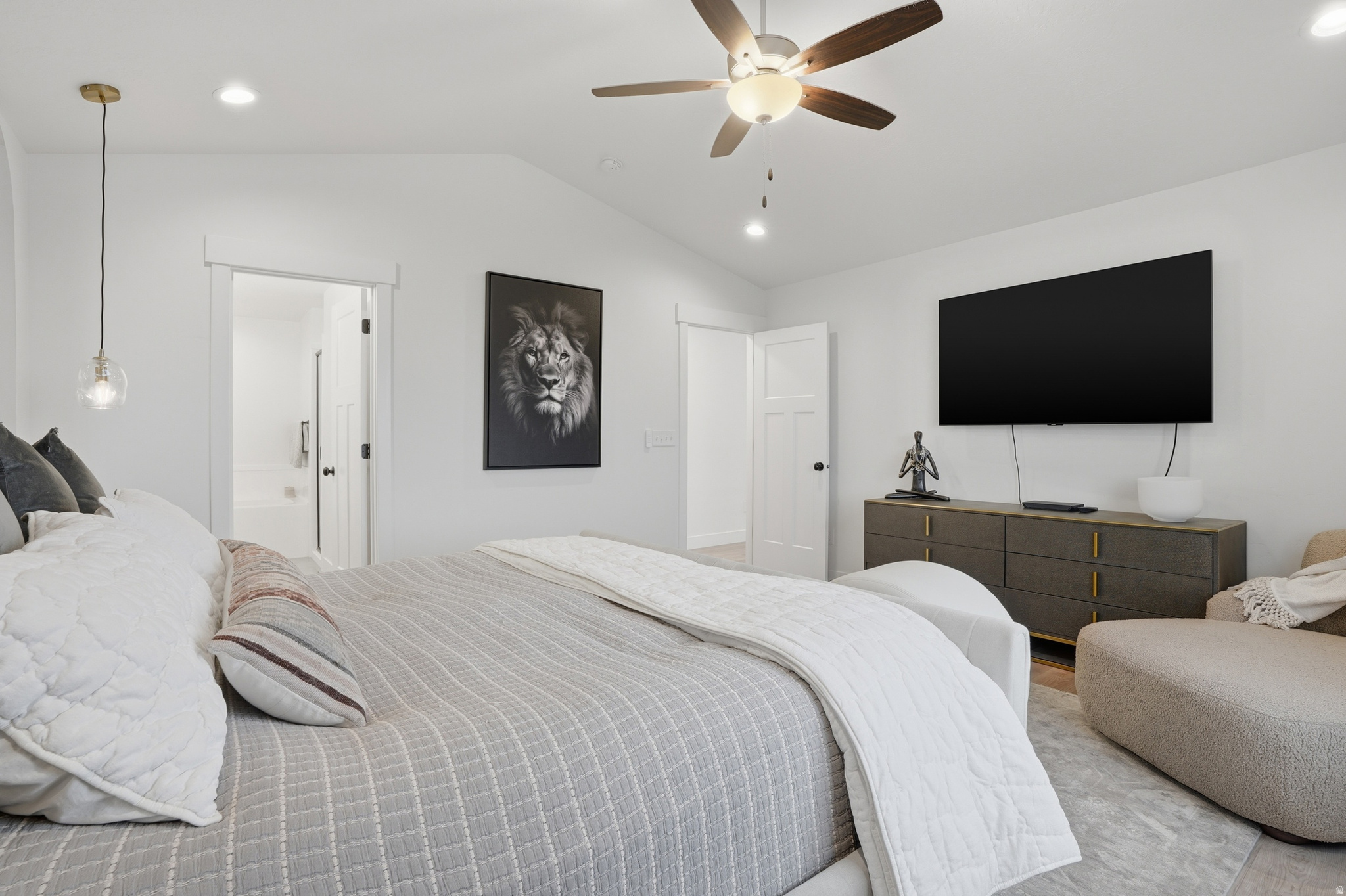 RIDGES - Residential