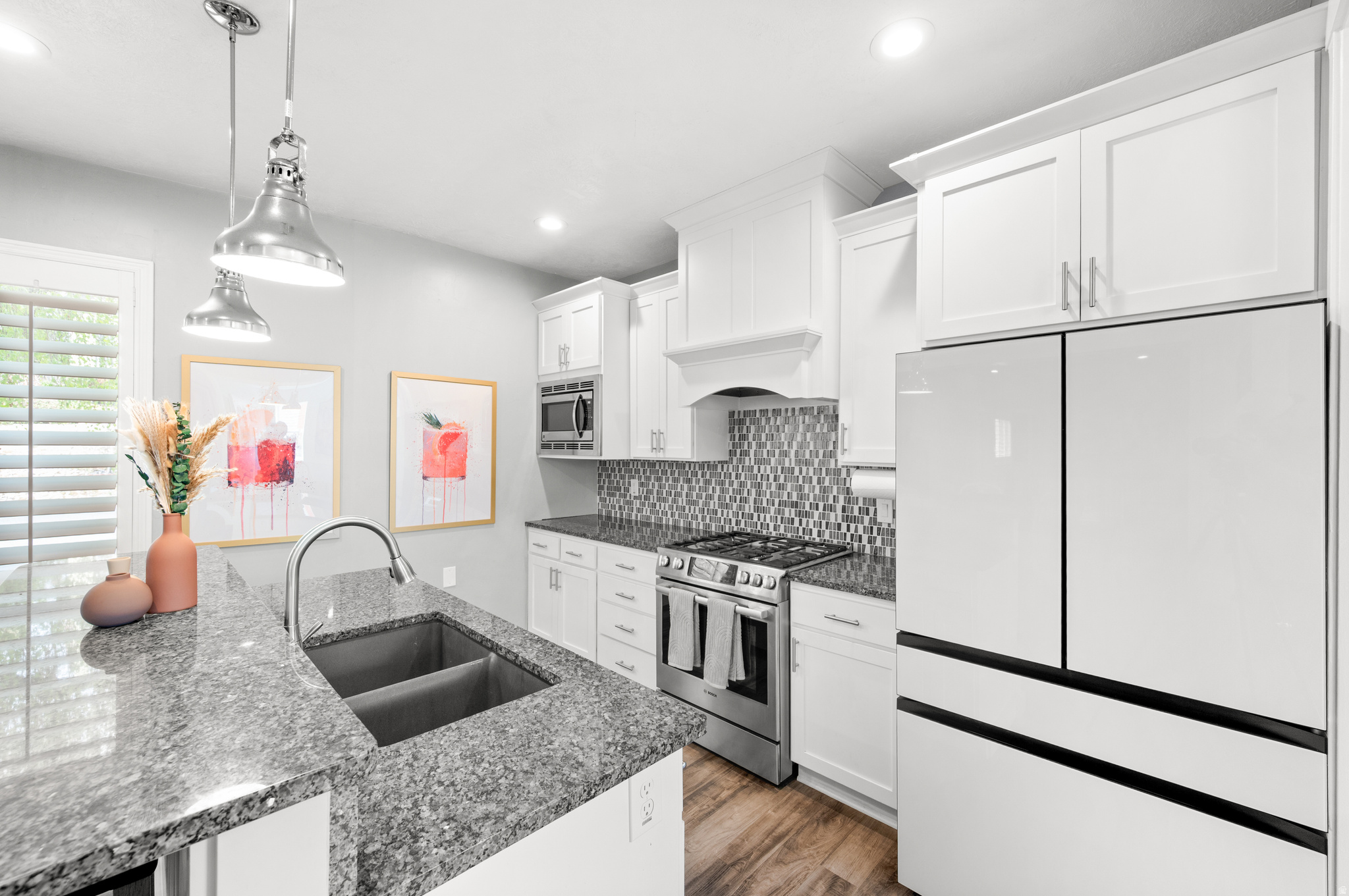 AVENUES - Residential