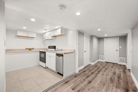 Tiny photo for 382 E 7TH AVE N, Salt Lake City, UT 84103 (MLS # 2148727)