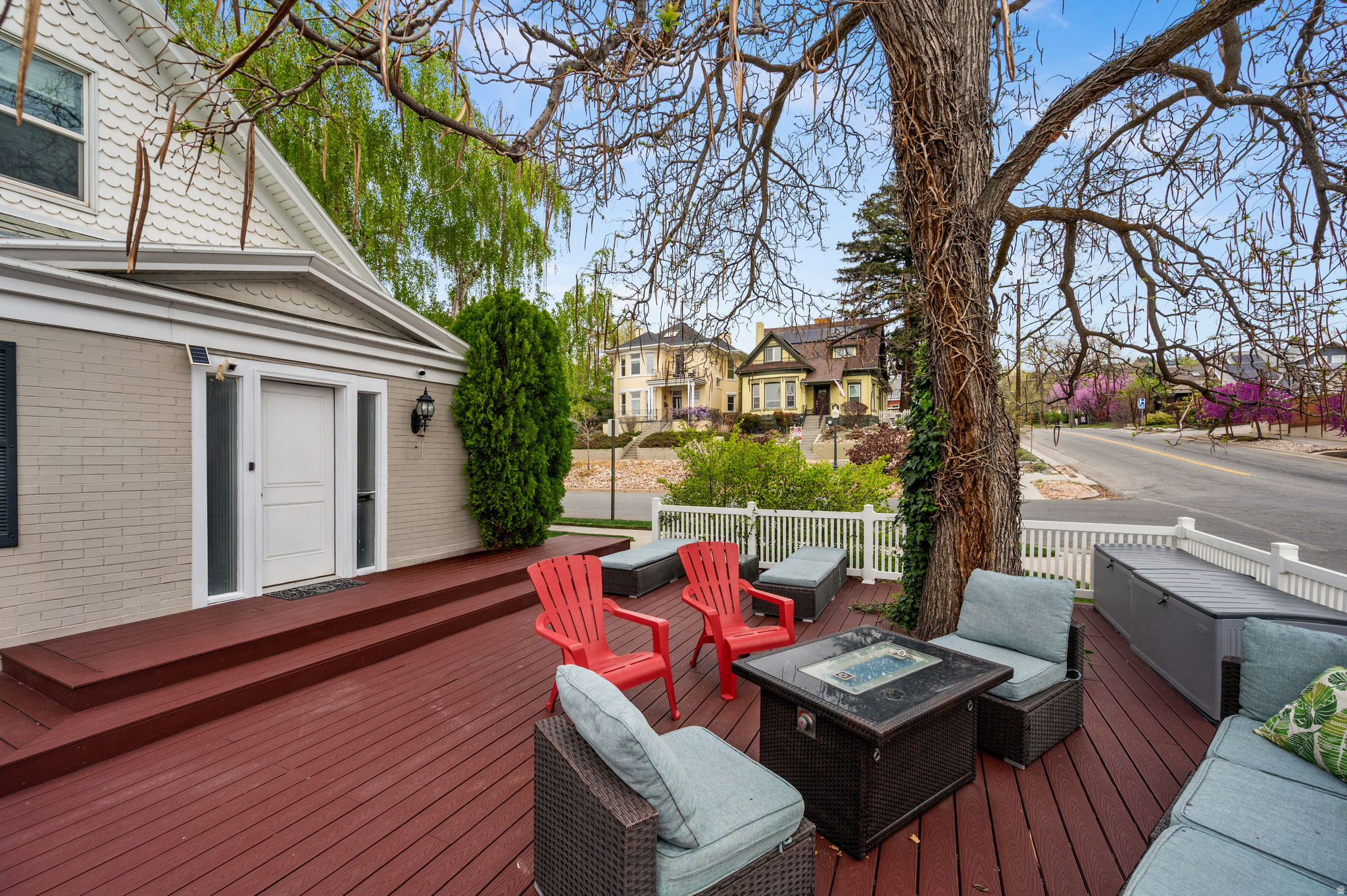 AVENUES - Residential