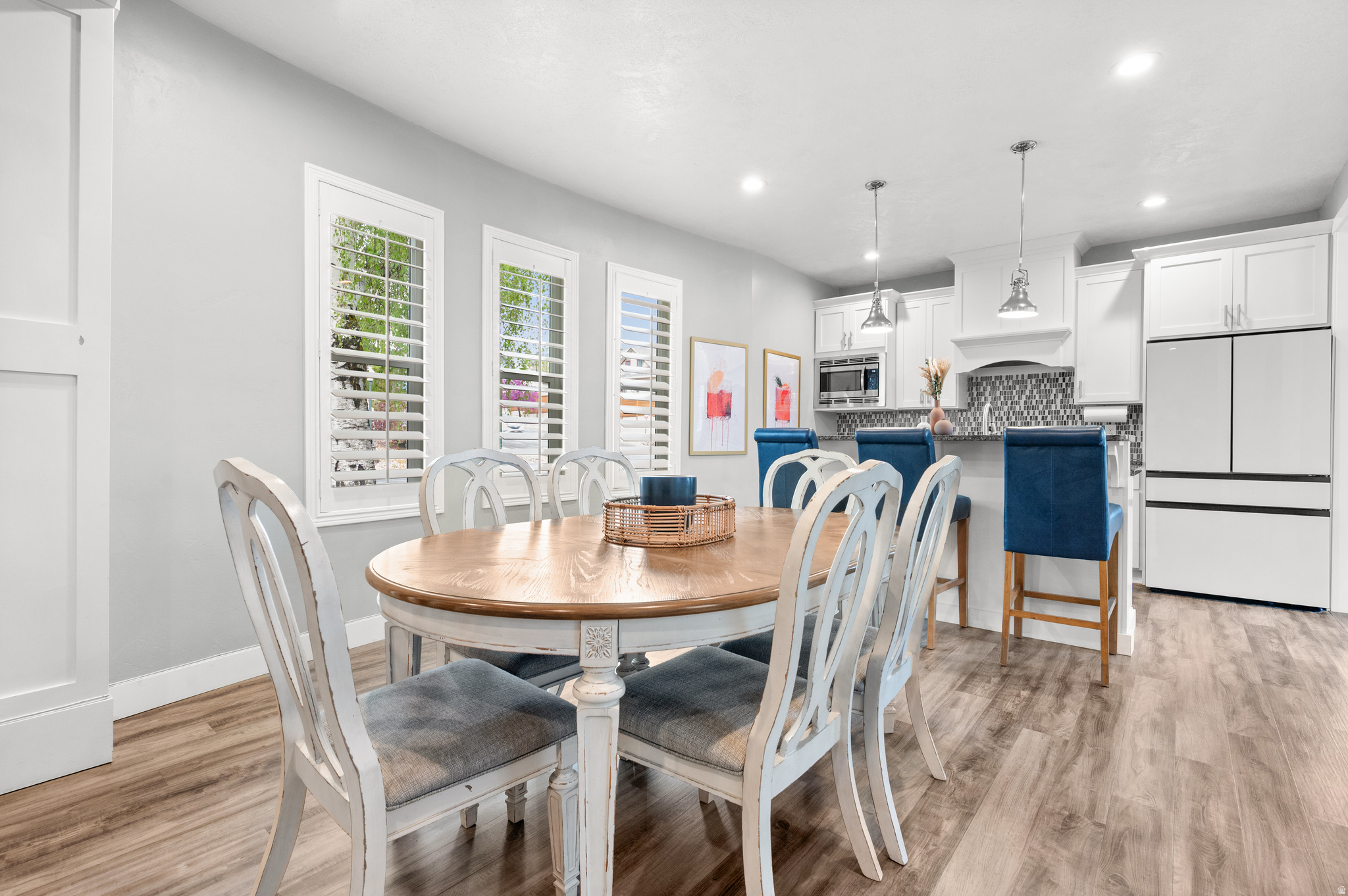 AVENUES - Residential