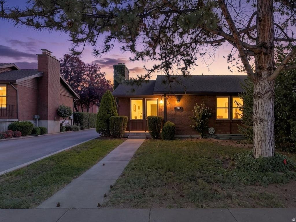 Photo of 2424 E 4430 S, Holladay, UT 84124 (MLS # 2179608)