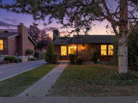 Tiny photo for 2424 E 4430 S, Holladay, UT 84124 (MLS # 2179608)