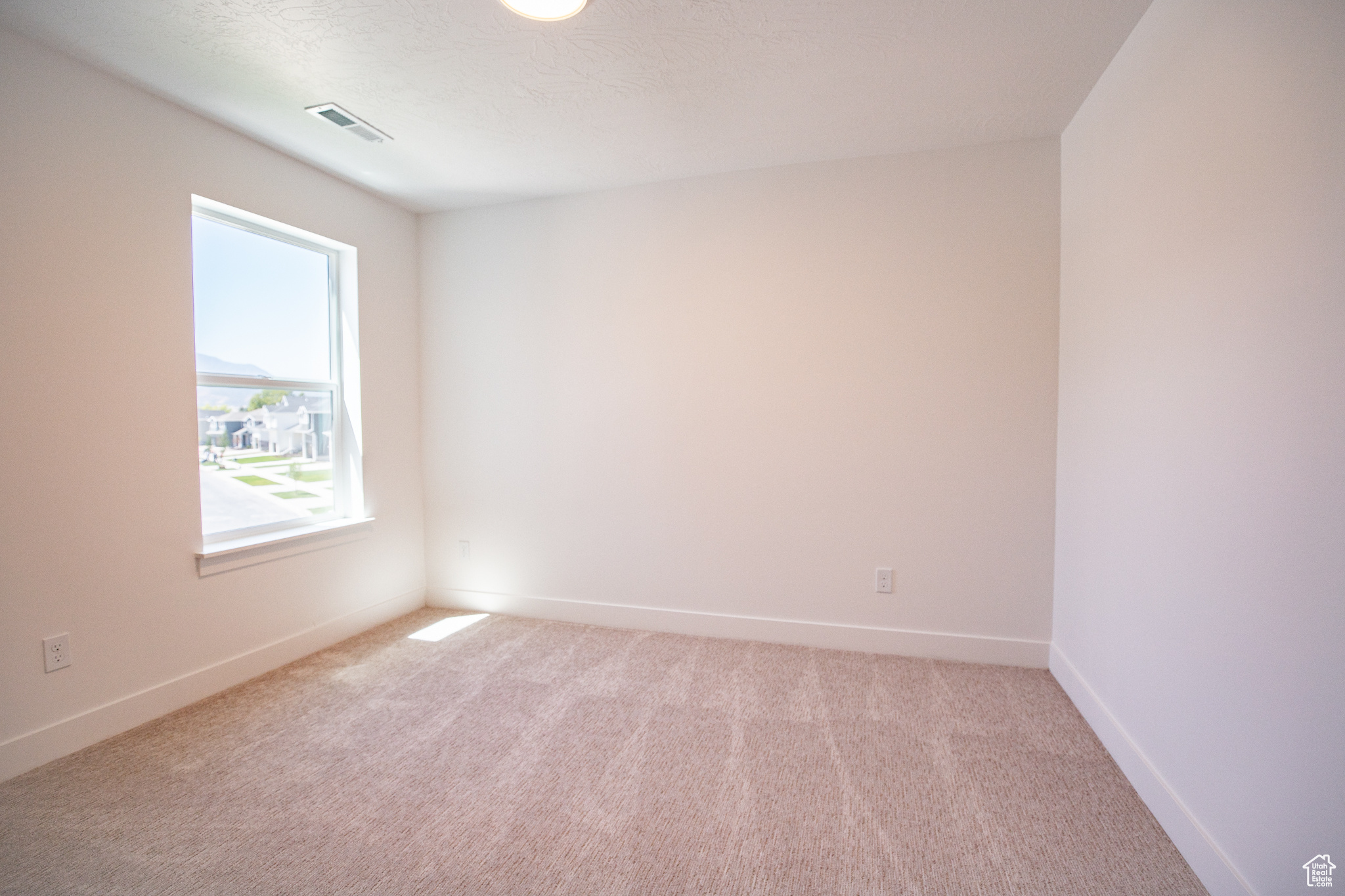 SALEM FIELDS - Residential