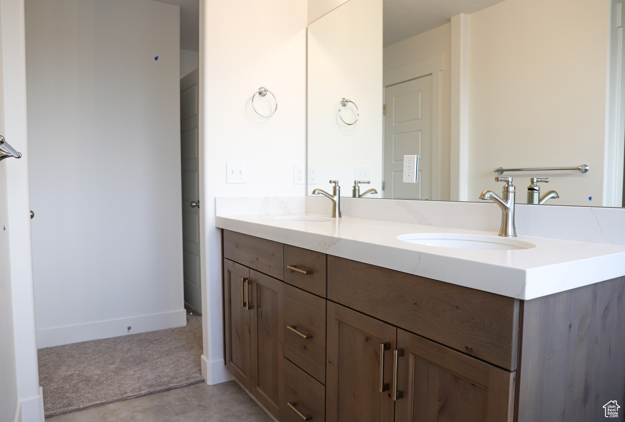 SALEM FIELDS - Residential