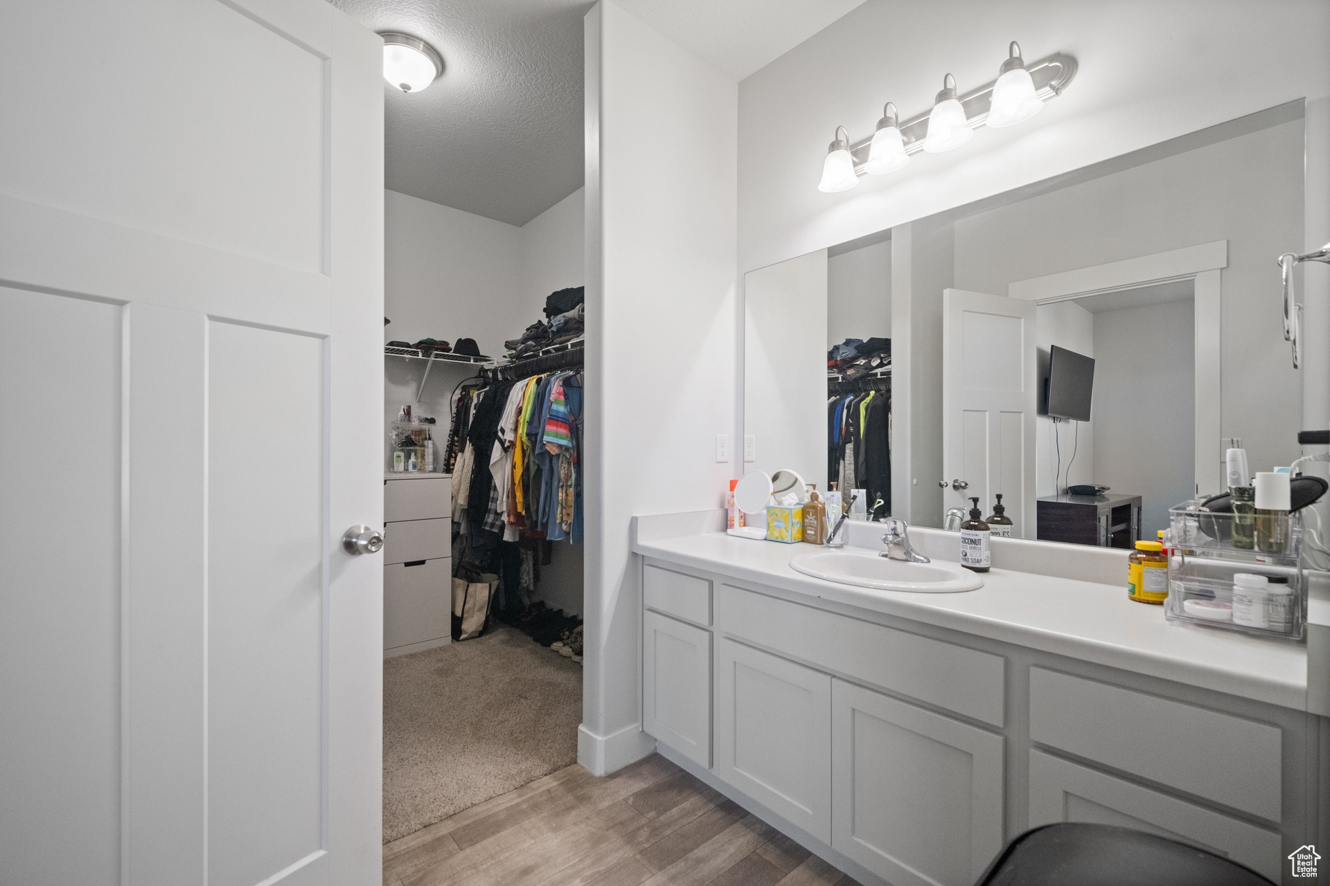 EAGLE VIEW - Residential