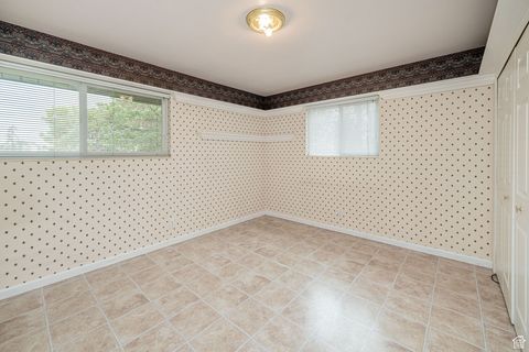 Tiny photo for 209 E DORCHESTER DR N, Salt Lake City, UT 84103 (MLS # 2118813)