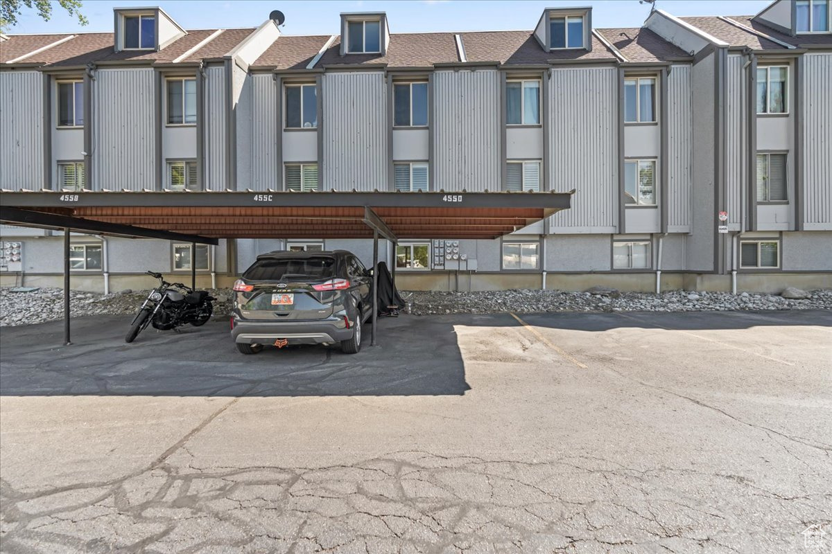 WILLOWBROOK - Residential