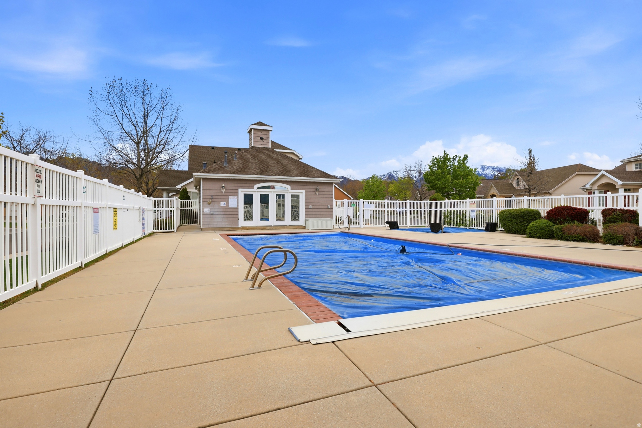 HOMESTEAD VILLAGE - Residential