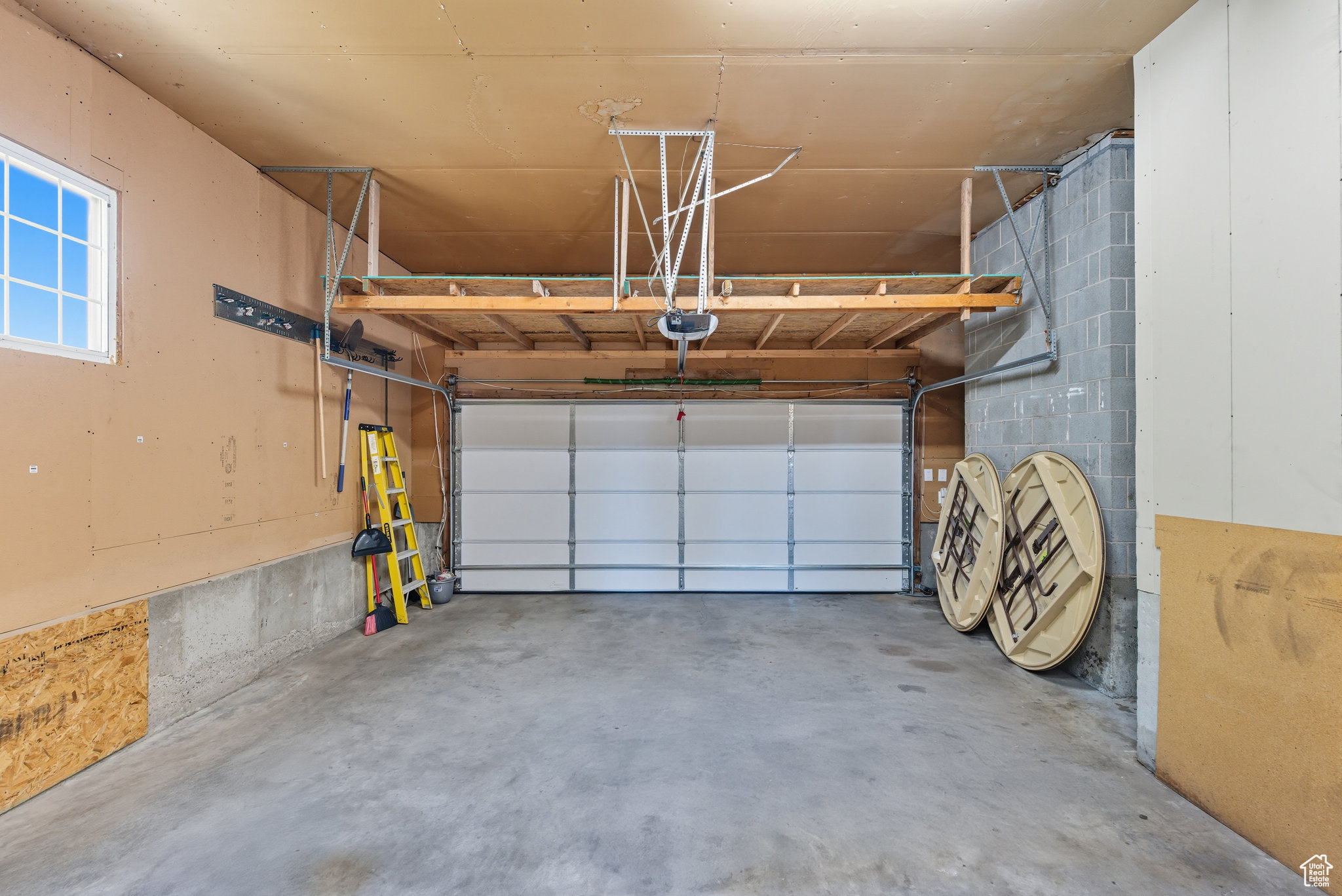 CLOVERDALE HEIGHTS - Residential
