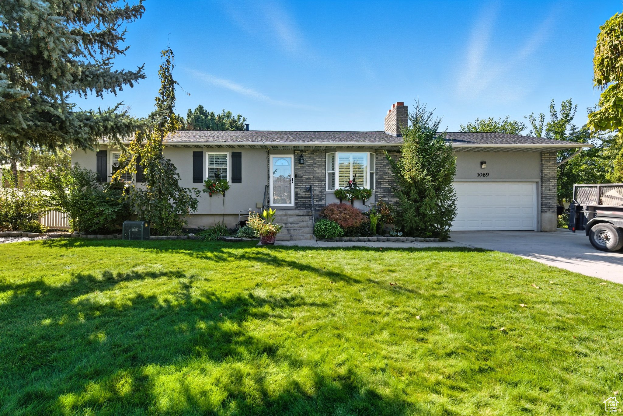 CLOVERDALE HEIGHTS - Residential