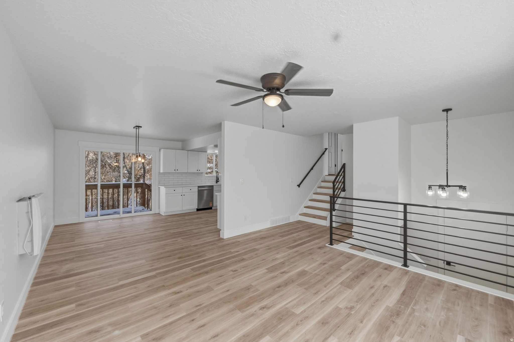 AVION VISTA - Residential